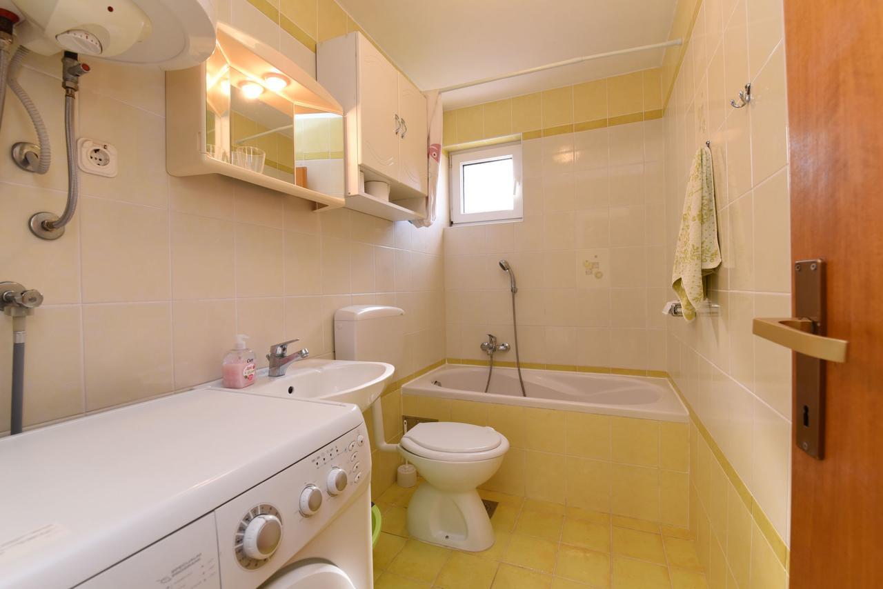 Josip 1562 Apartman Pula