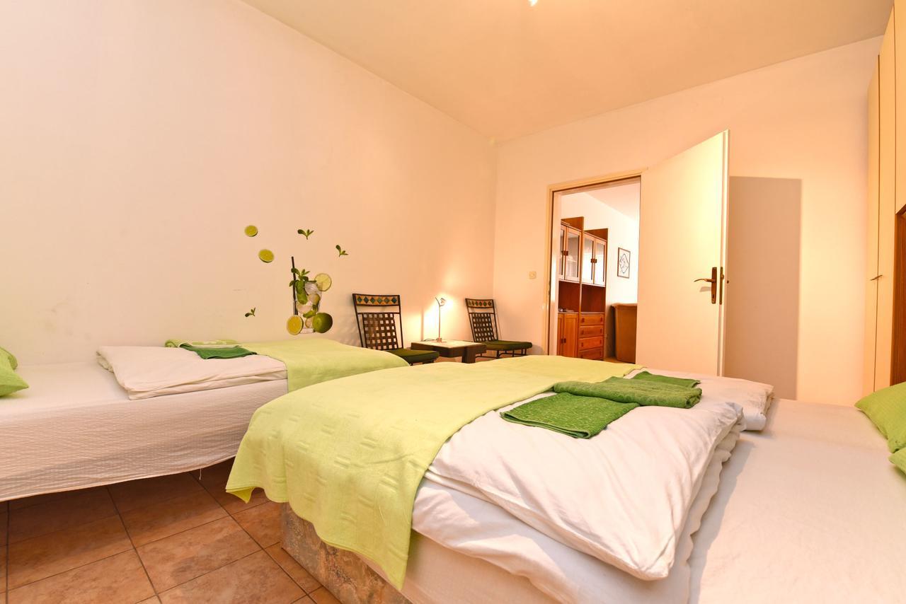 Josip 1562 Apartment Pula