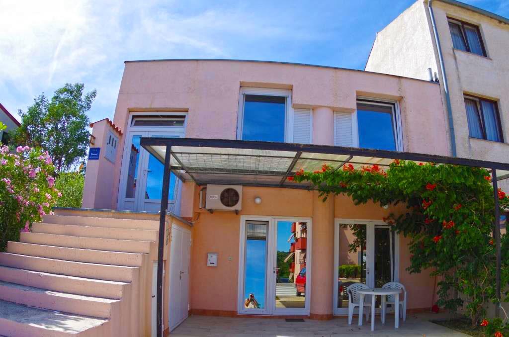 Apartman Josip 1562 *